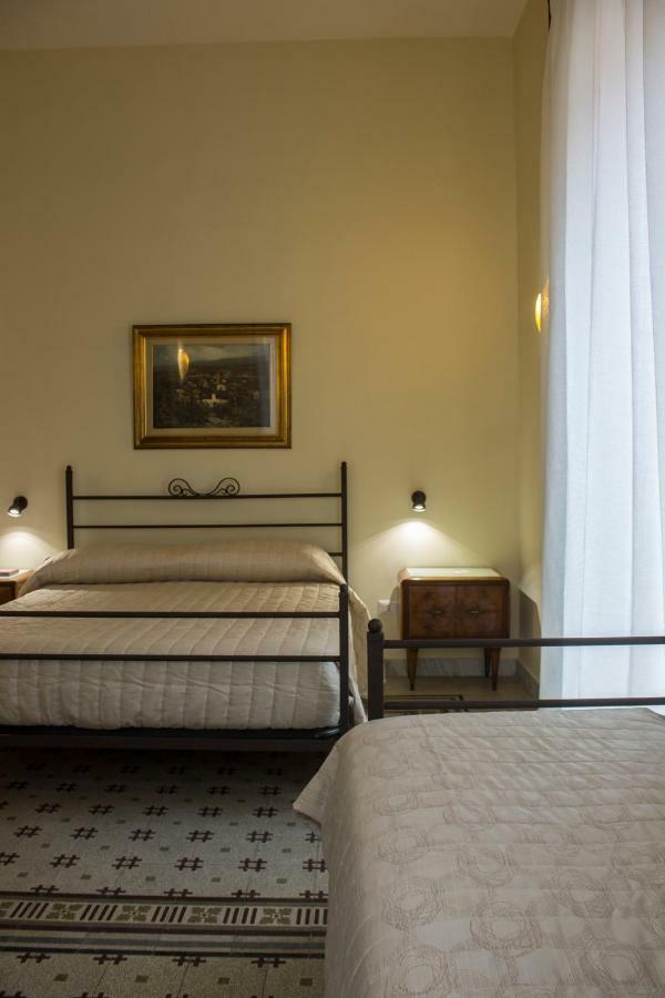 Don Angelo Petito Bed & Breakfast Наполи Екстериор снимка